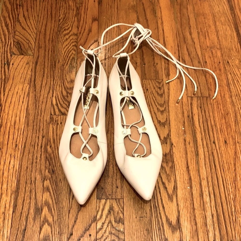 White Halogen Gladiator Flats with pointed toe ~ Size 6.5